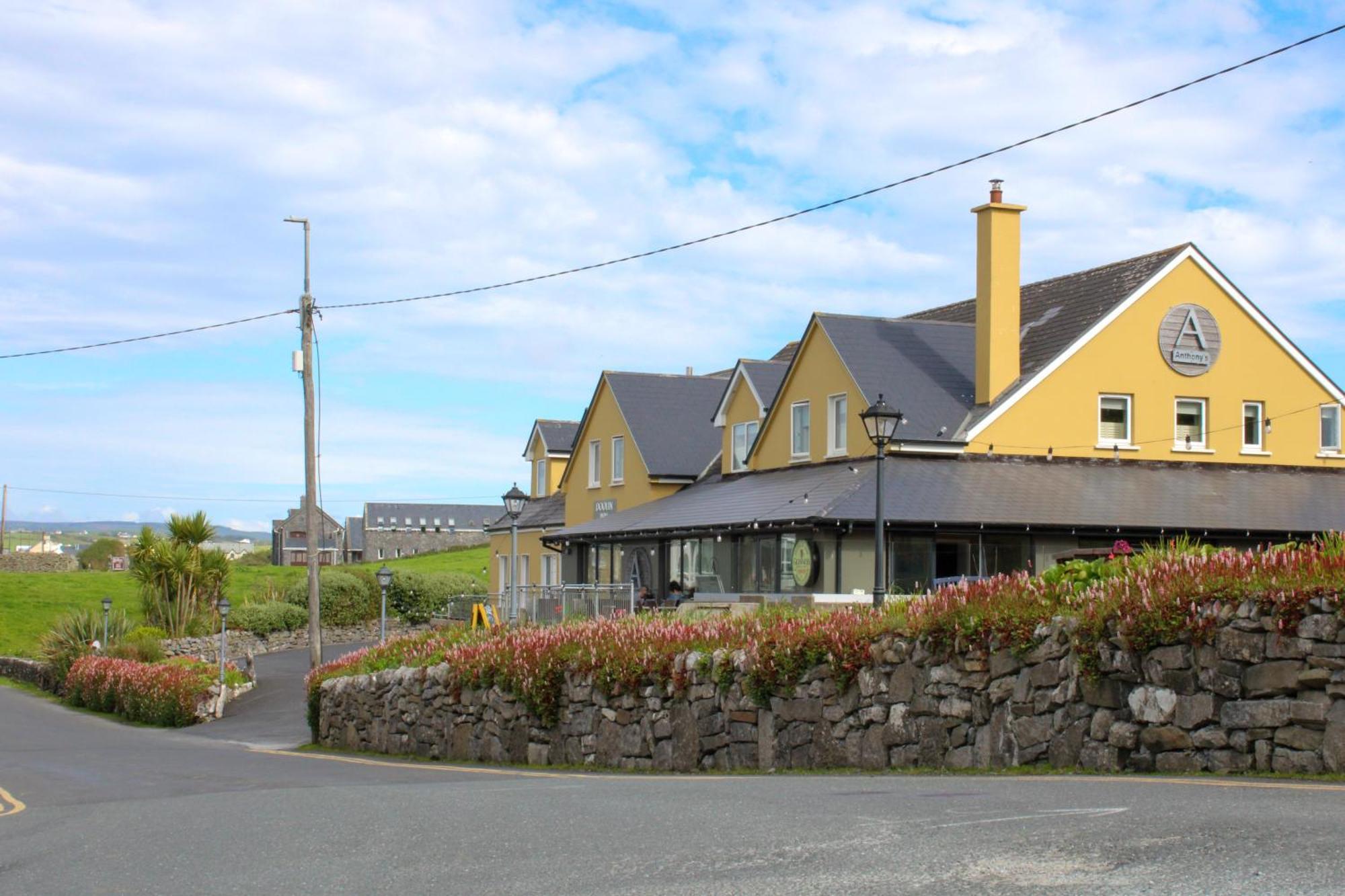 Doolin Inn Bagian luar foto